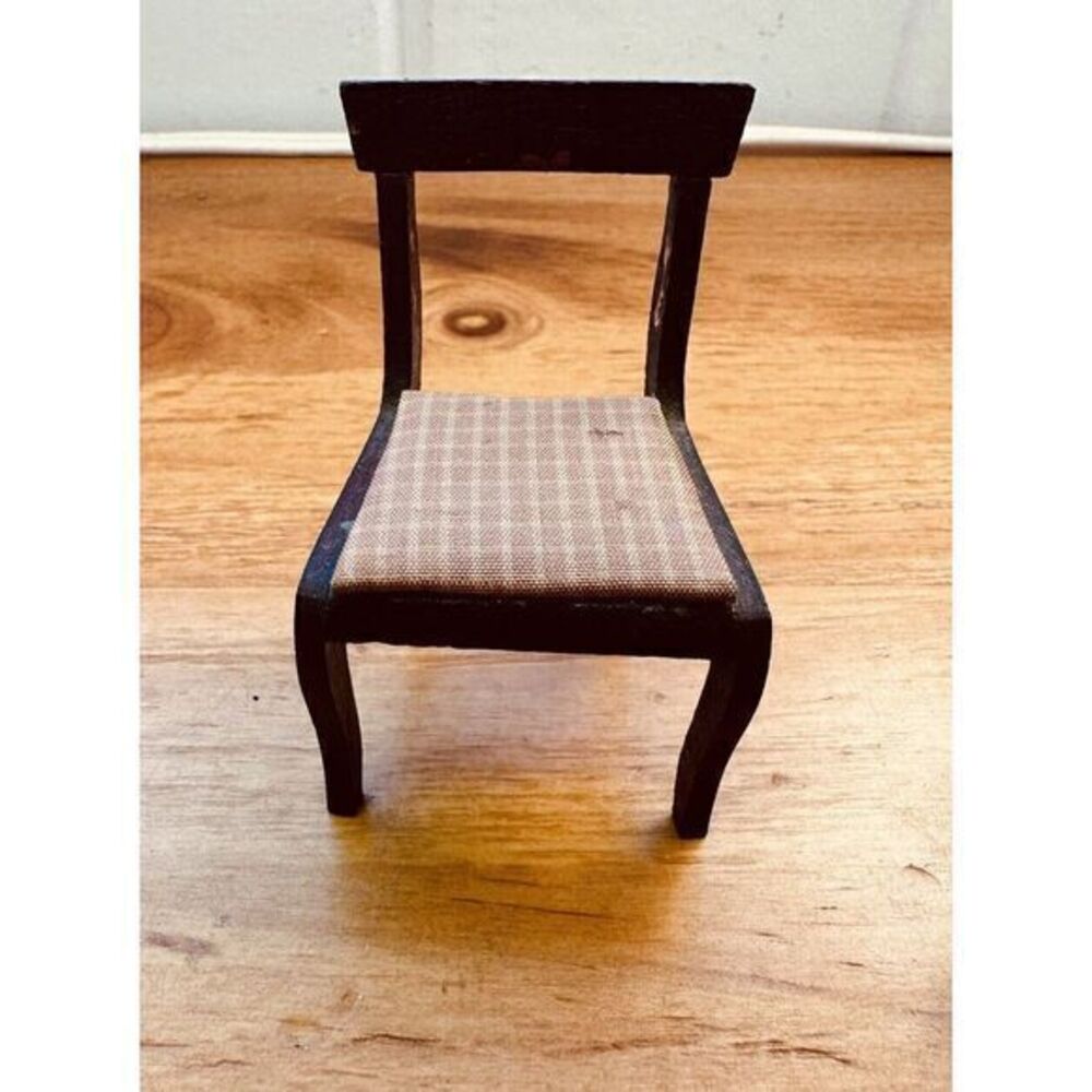 Dollhouse‎ Miniature Handcrafted Chair With Plaid Cushion Furniture